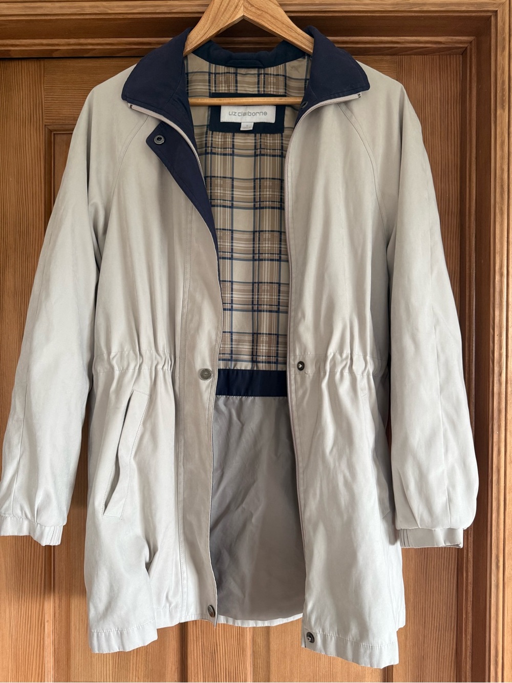 Liz Claiborne Cream Trench Coat with Navy Contrast